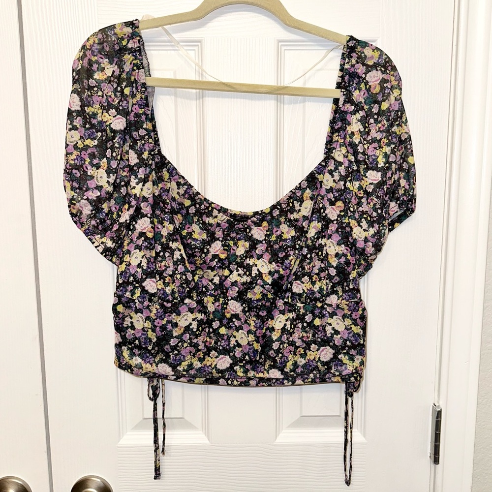 Love, Fire 1X Black Floral Crop Top NWT
